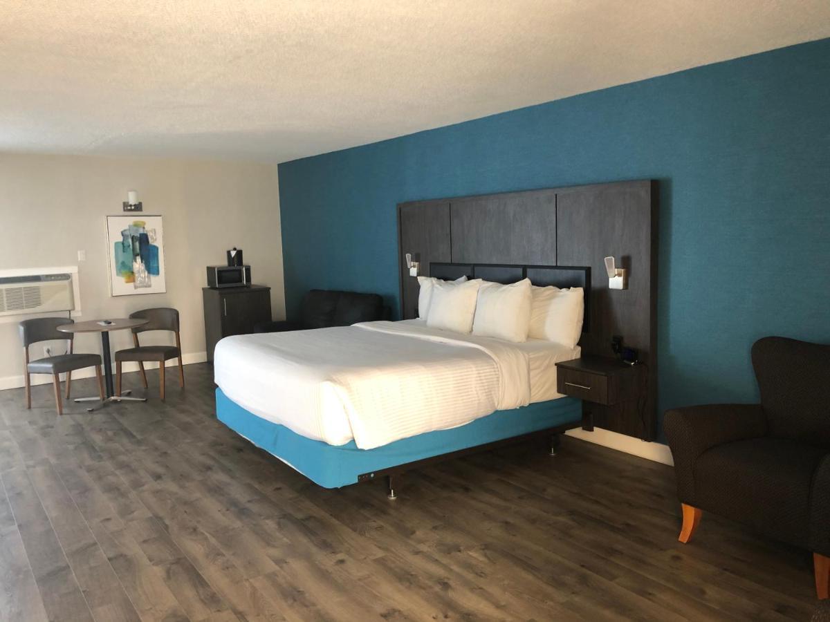 Best Western Laval-Montreal & Conference Centre Esterno foto