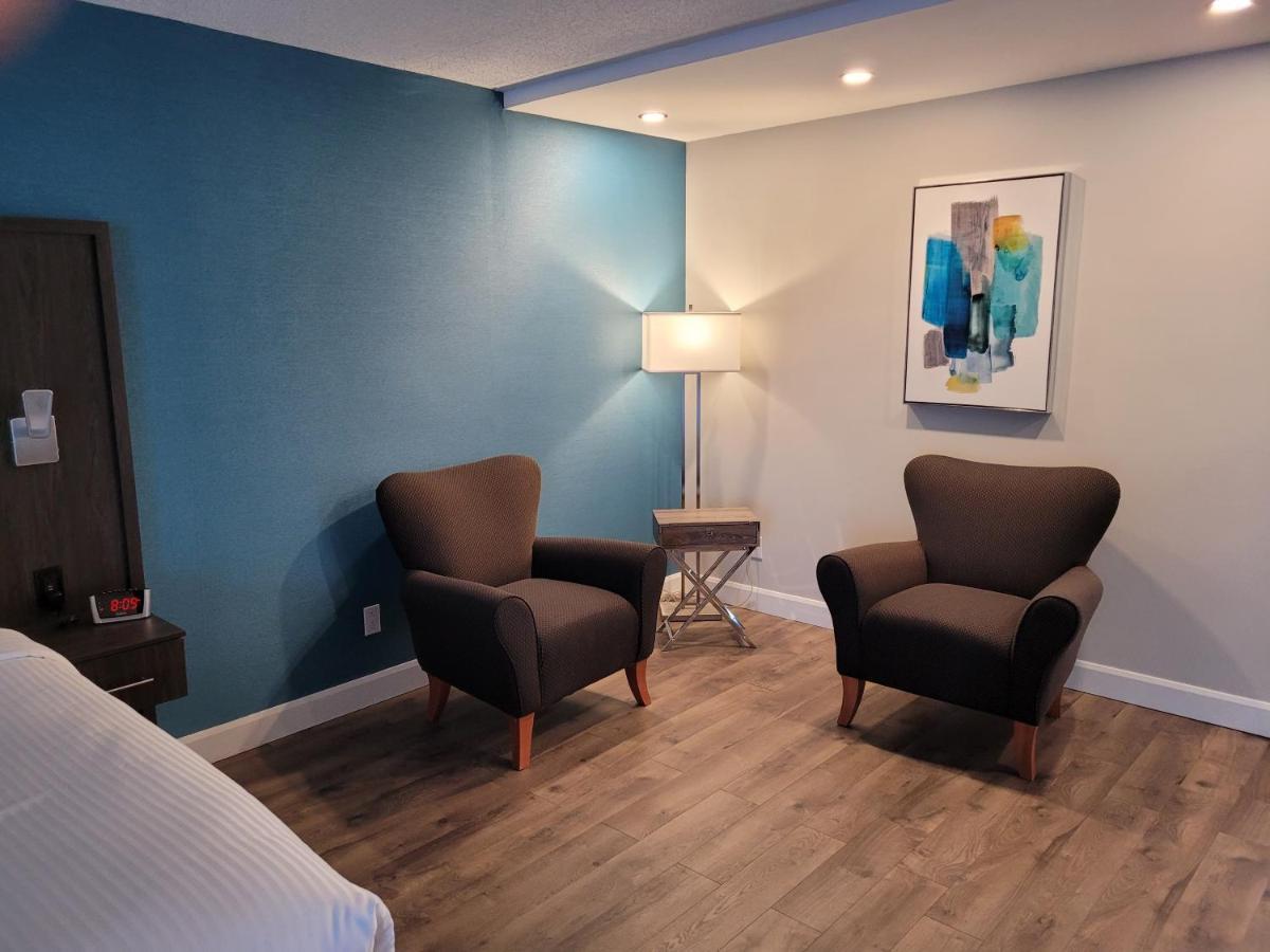 Best Western Laval-Montreal & Conference Centre Esterno foto
