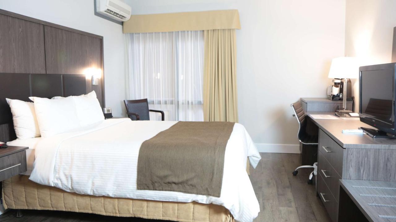 Best Western Laval-Montreal & Conference Centre Esterno foto