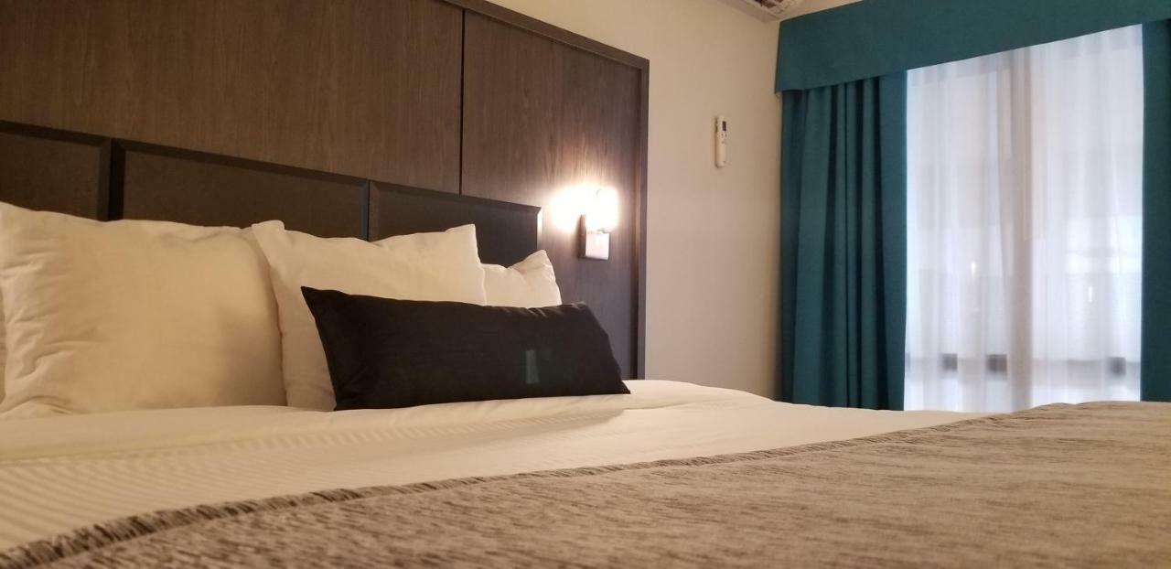 Best Western Laval-Montreal & Conference Centre Esterno foto