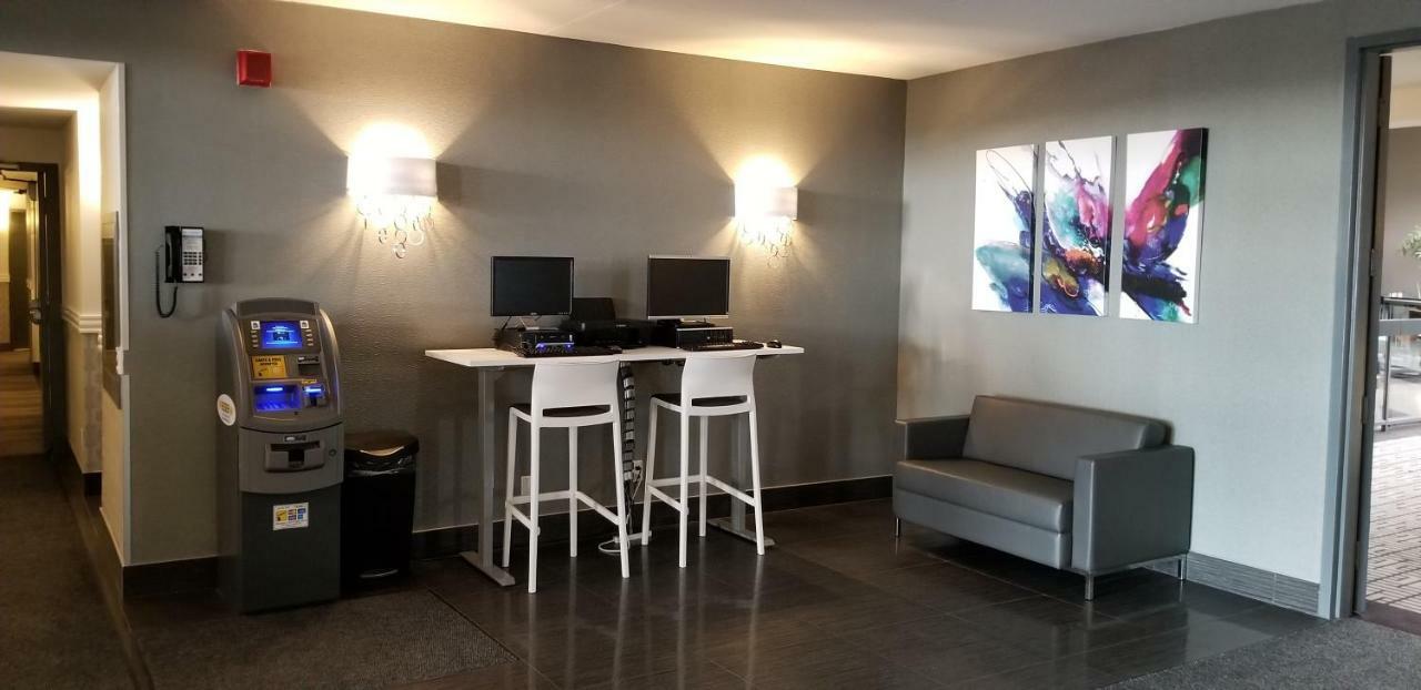 Best Western Laval-Montreal & Conference Centre Esterno foto