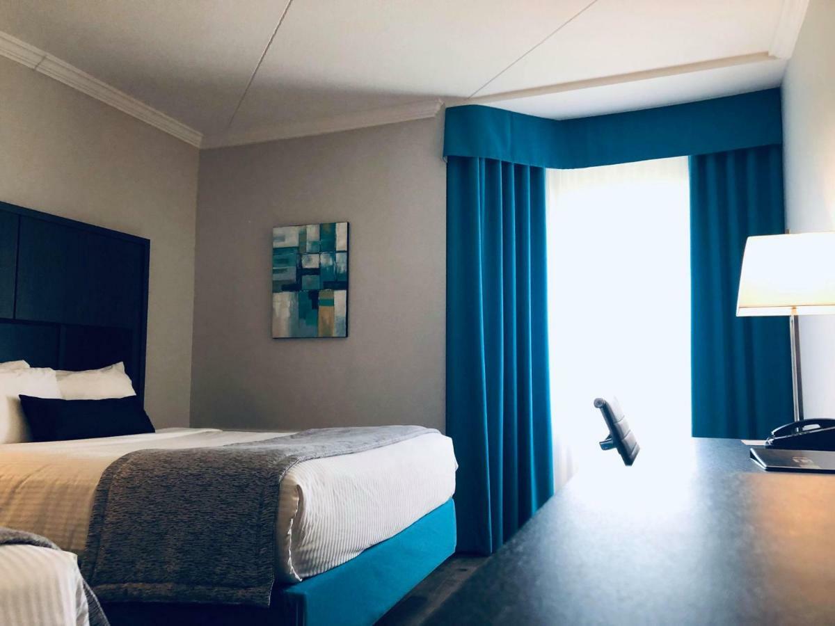 Best Western Laval-Montreal & Conference Centre Esterno foto